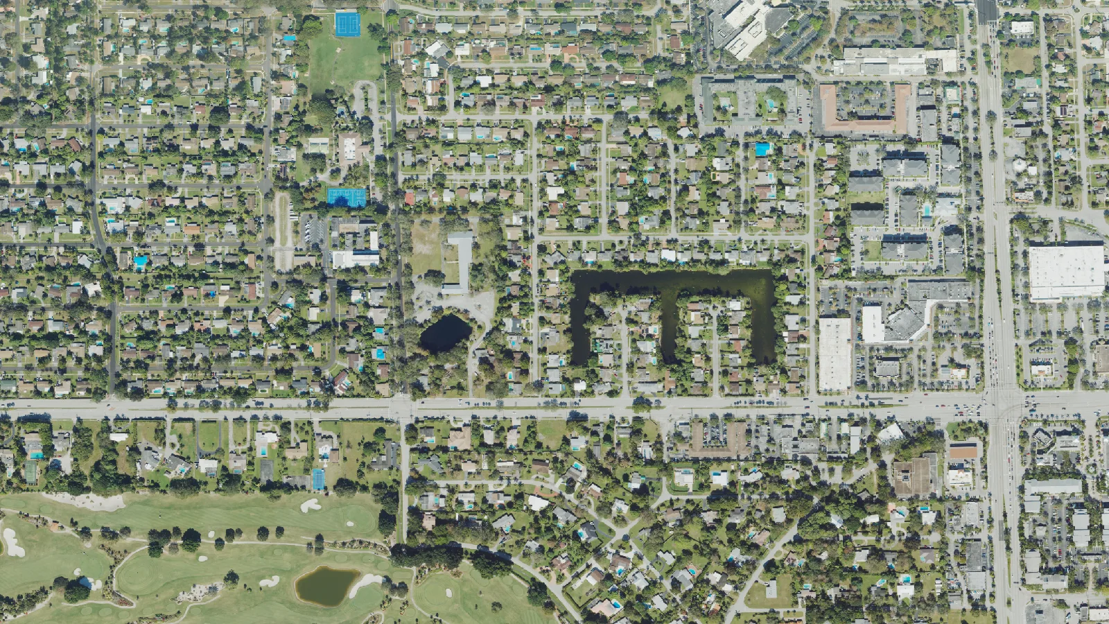 Broward Boulevard, running left to right, meets State Road 7, at right, in eastern Plantation, seen from above.